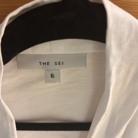 THE SEI Wrap Top - Picture 7 of 8